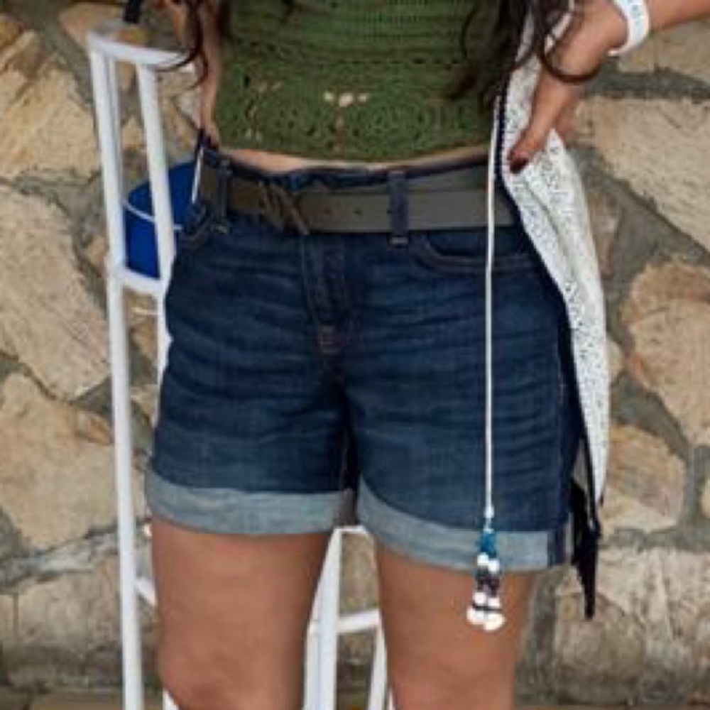 Tommy Hilfiger denim shorts ~ final price! - Picture 2 of 4